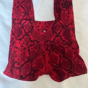 LULULEMON WUNDER UNDER LEGGING RED SNAKESKIN PRINT